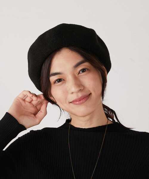 MELROSE claire(メルローズ クレール)の「【もっちりニットベレー帽】(ハンチング/ベレー帽・レディース・グレイッシュベージュ/ブラック・FREE)」の1枚目の写真