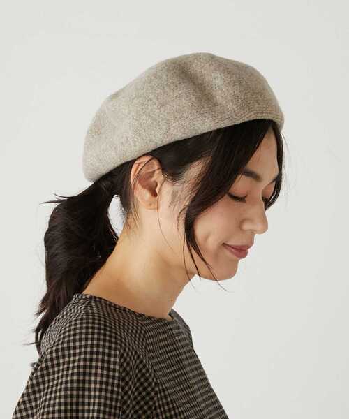 MELROSE claire(メルローズ クレール)の「【もっちりニットベレー帽】(ハンチング/ベレー帽・レディース・グレイッシュベージュ/ブラック・FREE)」の5枚目の写真