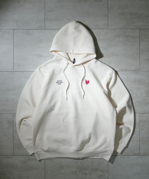 Anytime Songs（エニータイムソングス）の「message embroidery sweat hoodie/メッセージ刺繍 スウェット フーディ パーカー（パーカー・メンズ・ホワイト/チャコールグレー/ブラック・M/L/XL）」の2枚目の写真