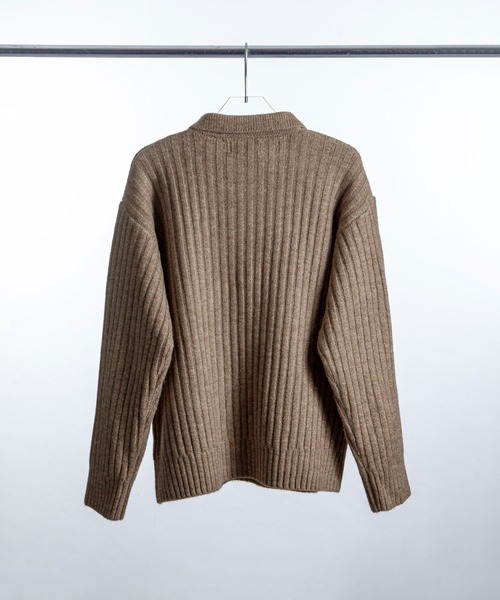 ZIP FIVE -White Line-（ジップファイブホワイトライン）の「【White Line】 コンパクト ハーフジップ ニット / 短丈 ニット（ニット/セーター・メンズ・オレンジ/オフホワイト/グレー/グレイッシュベージュ/オリーブ/ブラック・MEDIUM/LARGE/X-LARGE）」の16枚目の写真