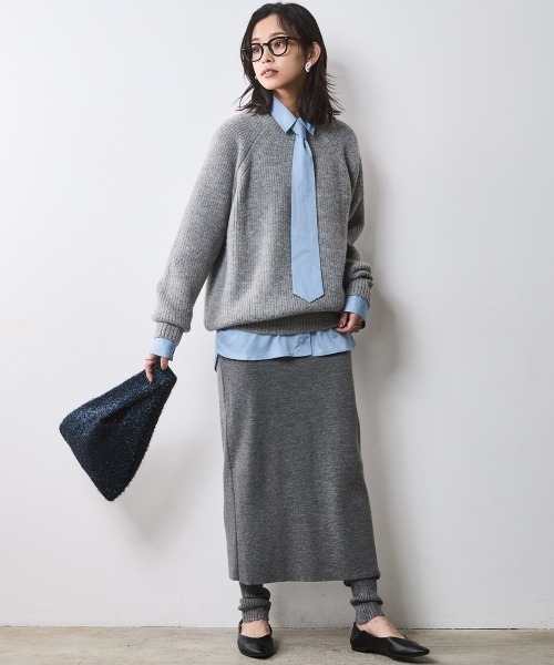 CHIC STYLE(シックスタイル)の「綿100%ネクタイ付シャツ <大きいサイズ有>シックスタイル (シャツ/ブラウス・レディース・ブルー/サーモンピンク・3L/LL/L/M/5L/4L)」の5枚目の写真