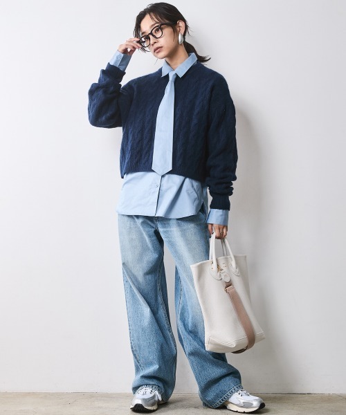CHIC STYLE(シックスタイル)の「綿100%ネクタイ付シャツ <大きいサイズ有>シックスタイル (シャツ/ブラウス・レディース・ブルー/サーモンピンク・3L/LL/L/M/5L/4L)」の7枚目の写真