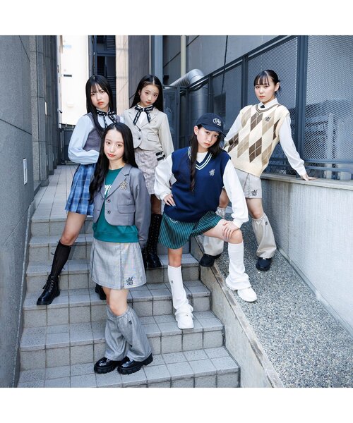 algy（アルジー）の「【セレモニー対応】ニットベスト（ベスト・キッズ・ネイビー/ベージュ・SMALL/MEDIUM/X-SMALL/XX-SMALL）」の7枚目の写真