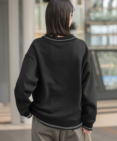 LAKOLE（ラコレ）の「裏起毛パネル切替プルオーバー / 150912（スウェット・レディース・チャコールグレー/ネイビー/オートミール・FREE）」の7枚目の写真
