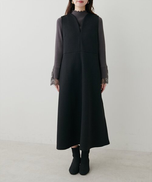 natural couture（ナチュラルクチュール）の「【mamamo】Wzipスクエアキルトカットワンピース（ワンピース・レディース・オフホワイト/チャコールグレー/ブラック・FREE）」の4枚目の写真