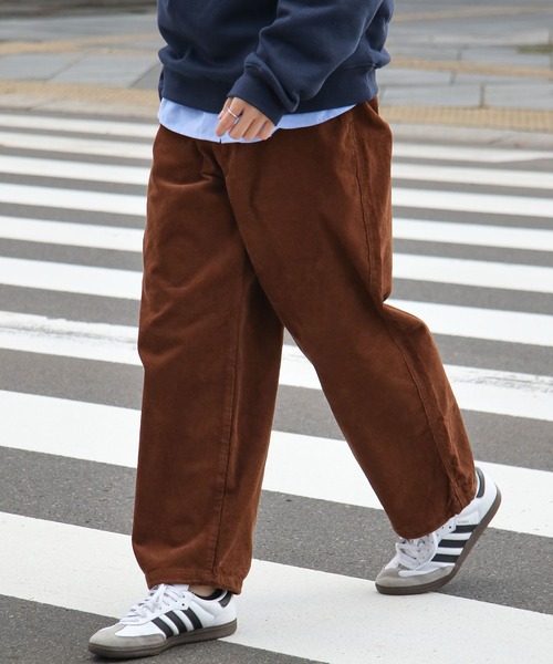 GERRY(ジェリー)の「【GERRY】 コットン コーデュロイ ワイド ストレート イージー パンツ(その他パンツ・メンズ・ブラック/グレー/ブラウン/グリーン・SMALL/MEDIUM/LARGE/X-LARGE)」の3枚目の写真