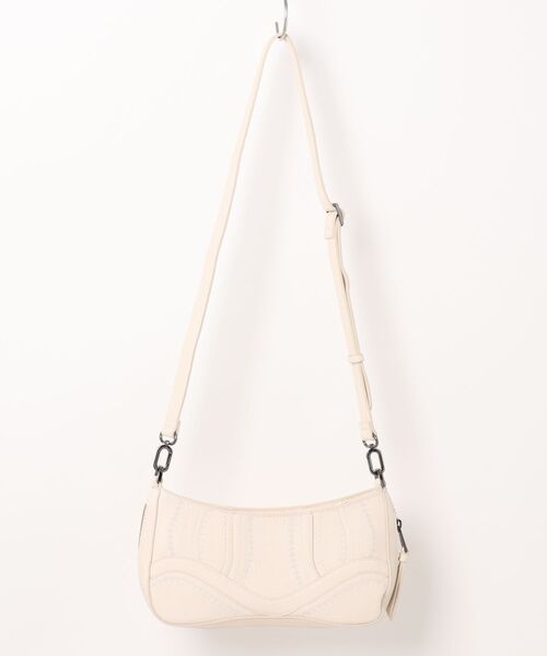 Desigual（デシグアル）の「スタッズアクセントホワイトショルダーバッグ（ボディバッグ/ウエストポーチ・レディース・ホワイト・FREE）」の2枚目の写真