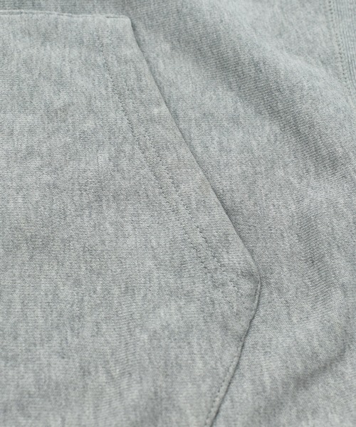 Champion（チャンピオン）の「【ヴィンテージ古着】Champion リバースウィーブ 目つき プルオーバーパーカー（パーカー・メンズ・グレー・LARGE）」の3枚目の写真