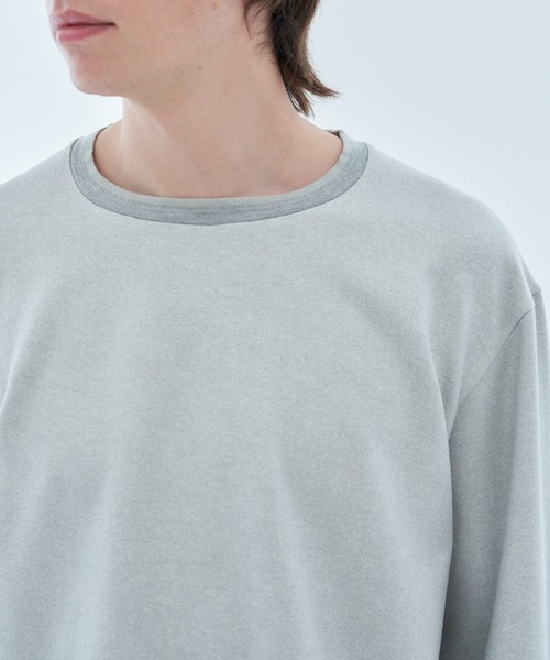 ESTNATION（エストネーション）の「ESTNATION / ダウンファブリック クルーネックロングスリーブカットソー（Tシャツ/カットソー・メンズ・ライトグレー/ダークブラウン・MEDIUM/LARGE/X-LARGE）」の7枚目の写真