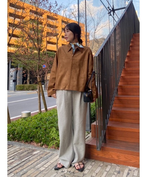 Mila Owen(ミラオーウェン)の「ルーズフィットタックワイドスウェットパンツ【手洗い可能】(その他パンツ・レディース・ブラウン/ホワイト/グレー・0/1)」の15枚目の写真