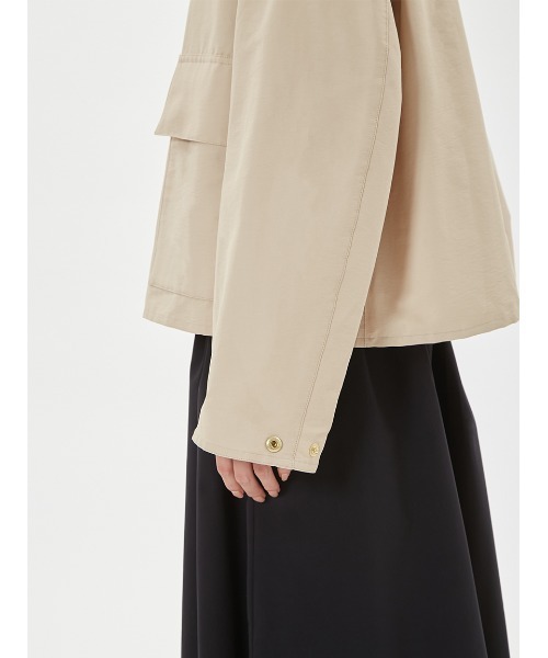 Barbour（バブアー）の「ラウンド ノーカラー ライトウェイト ジャケット"Japan Exclusive"（ノーカラージャケット・レディース・ブラック/ベージュ/ライトベージュ・SMALL/MEDIUM）」の11枚目の写真