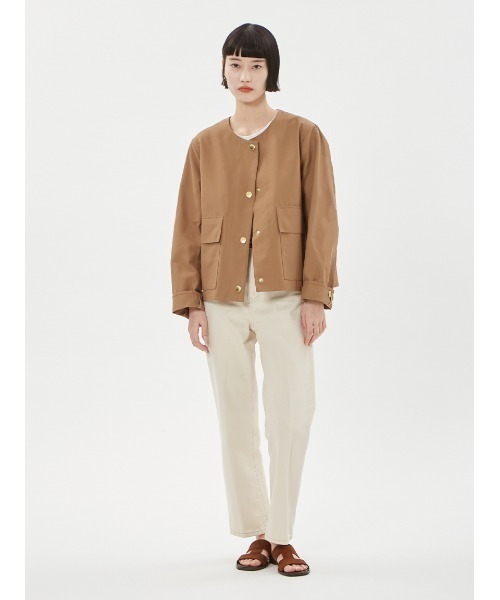 Barbour（バブアー）の「ラウンド ノーカラー ライトウェイト ジャケット"Japan Exclusive"（ノーカラージャケット・レディース・ブラック/ベージュ/ライトベージュ・SMALL/MEDIUM）」の12枚目の写真