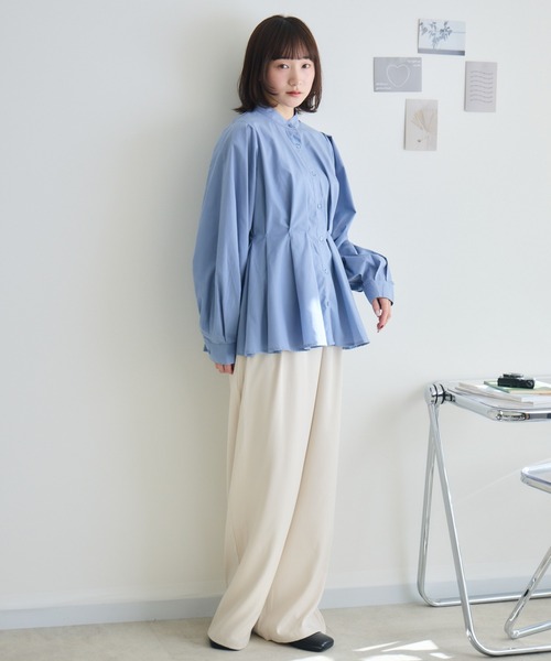 RU.TI.LE(ルチル)の「【RU.TI.LE】ノーカラーウエストタックブラウス(シャツ/ブラウス・レディース・ホワイト/ブラック/ブルー/グレイッシュベージュ・MEDIUM)」の20枚目の写真