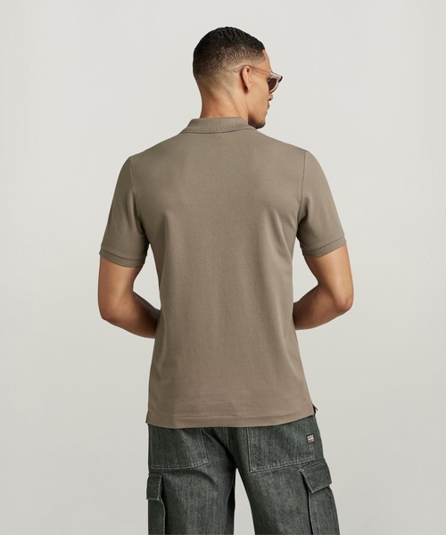 G-STAR(ジースター)の「DUNDA SLIM POLO/ワンポイントロゴポロシャツ(ポロシャツ・メンズ・ブラウン系その他/グリーン・LARGE/X-LARGE/SMALL/MEDIUM/XX-LARGE)」の7枚目の写真
