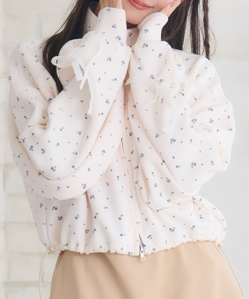 ems excite(エムズエキサイト)の「レースリボントラックJK(Tシャツ/カットソー・レディース・ピンク/ホワイト系その他/ダークグレー・FREE)」の2枚目の写真