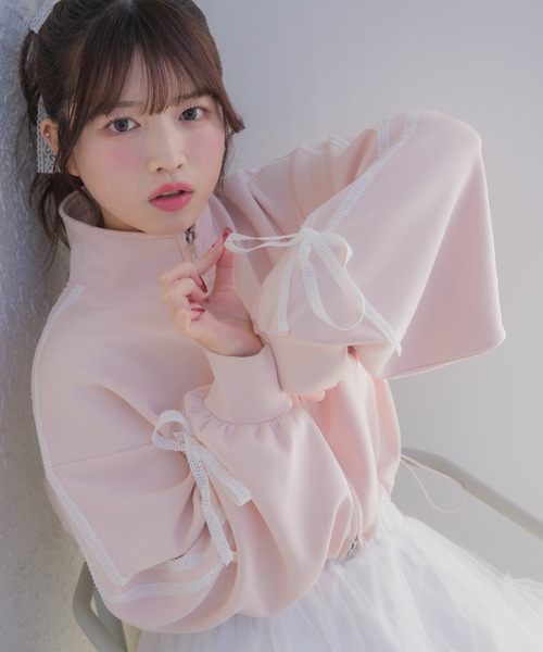 ems excite(エムズエキサイト)の「レースリボントラックJK(Tシャツ/カットソー・レディース・ピンク/ホワイト系その他/ダークグレー・FREE)」の3枚目の写真