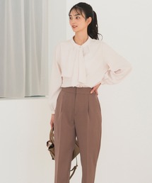 CELEN（セレン）の「【洗える/防シワ加工/UV加工/花粉防止】タックボウタイブラウス 長袖（シャツ/ブラウス）」