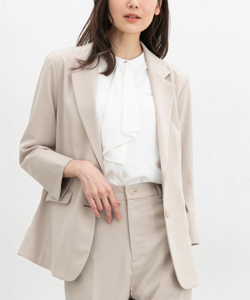 Honeys(ハニーズ)の「【ストレッチ・ウォッシャブル・イージーケア・接触冷感】8分袖2つ釦テーラードジャケット(テーラードジャケット・レディース・ネイビー/ベージュ/ブラック/グレー・3L/L/LL/M/S)」の3枚目の写真