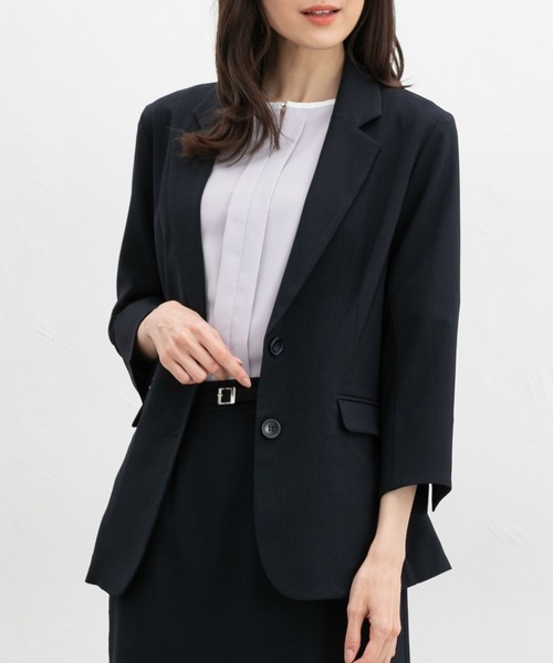 Honeys(ハニーズ)の「【ストレッチ・ウォッシャブル・イージーケア・接触冷感】8分袖2つ釦テーラードジャケット(テーラードジャケット・レディース・ネイビー/ベージュ/ブラック/グレー・3L/L/LL/M/S)」の17枚目の写真