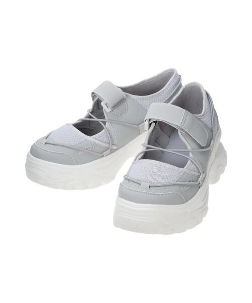 ehka sopo(エヘカソポ)の「ストラップスニーカー(スニーカー・レディース・ブラック/オフホワイト/グレー・M/L)」の16枚目の写真