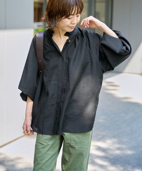 2024Spick＆span ブラックフリルネックシャツ　黒　リボン　ほほ未使用 2024Spick＆span ブラックフリルネックシャツ 黒 リボン ほほ未