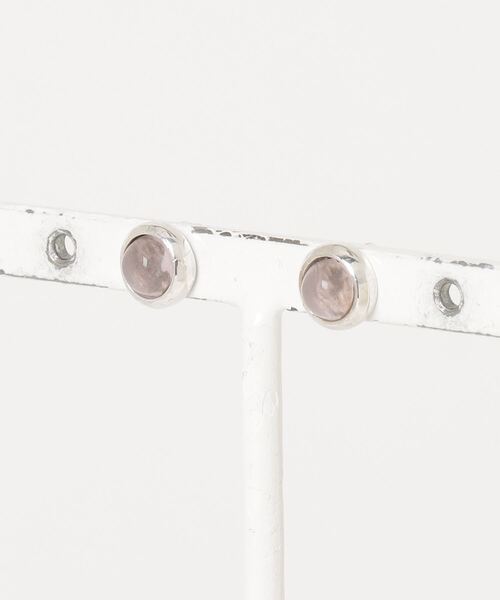 tone（トーン）の「ラウンドストーンピアス７mmSV925(OG)（ピアス（両耳用）・レディース・ブルー/ターコイズブルー/ピンク/パープル・FREE）」の4枚目の写真
