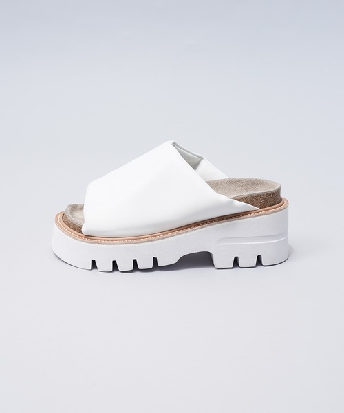 MAISON SPECIAL(メゾンスペシャル)の「《UNISEX》【SPECIAL SHOES FACTORY COLLABORATION】Cork Sole Shower Sandal Made In TOKYO/コルクソールシャワーサンダル【MAISON SPECIAL/メゾンスペシャル】(サンダル・メンズ・グレー/ブラック/ホワイト/ダークブラック・24.5/25.5/26.5/27.5/28.5)」の20枚目の写真