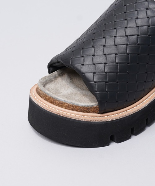 MAISON SPECIAL(メゾンスペシャル)の「《UNISEX》【SPECIAL SHOES FACTORY COLLABORATION】Cork Sole Shower Sandal Made In TOKYO/コルクソールシャワーサンダル【MAISON SPECIAL/メゾンスペシャル】(サンダル・メンズ・グレー/ブラック/ホワイト/ダークブラック・24.5/25.5/26.5/27.5/28.5)」の18枚目の写真