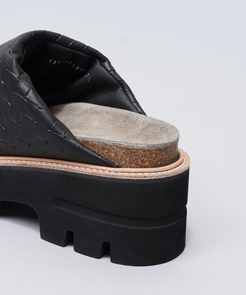 MAISON SPECIAL(メゾンスペシャル)の「《UNISEX》【SPECIAL SHOES FACTORY COLLABORATION】Cork Sole Shower Sandal Made In TOKYO/コルクソールシャワーサンダル【MAISON SPECIAL/メゾンスペシャル】(サンダル・メンズ・グレー/ブラック/ホワイト/ダークブラック・24.5/25.5/26.5/27.5/28.5)」の19枚目の写真