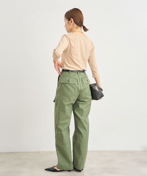 IENA(イエナ)の「ATON/エイトン 別注 SUVIN FRAISE ボートネック Tシャツ(Tシャツ/カットソー・レディース・ベージュ/ホワイト/ネイビー・FREE)」の17枚目の写真