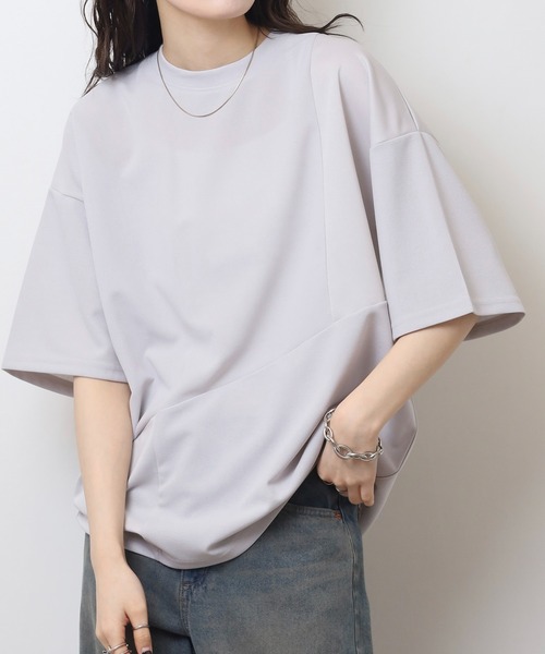 FUNALIVE(ファンアライブ)の「吸水速乾 UVカット ストレッチ ワイドシルエット 梨地 カットジョーゼット デザイン 切替 TEE(Tシャツ/カットソー・メンズ・ライトグレー/ネイビー/ブラック系/ライトブラウン/ネイビー系/ブラック/ブラウン系/ライトグレー系・M/L/LL)」の3枚目の写真