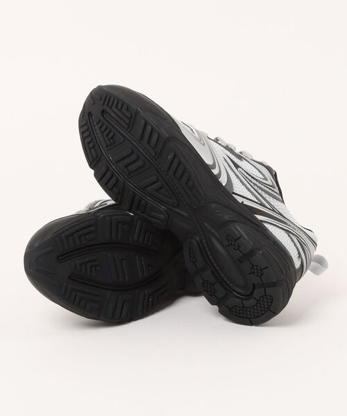 【FILA】INTERUN [正規品 / 関税・送料込み] 1RM02699G010 フィラ フィラ インターラン FILA FILA INTERUN ブラック メンズ