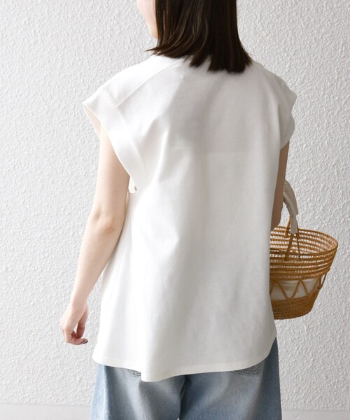 SHIPS any(シップス エニィ)の「SHIPS any:〈UVカット/汗染み防止加工/吸水速乾/洗濯機可能〉カノコ フレンチ TEE(Tシャツ/カットソー・レディース・ネイビー/カーキ/ホワイト・ONE SIZE)」の6枚目の写真