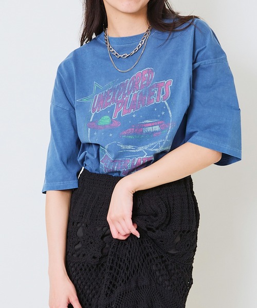 GORGE（ゴージ）の「《ピグメント加工×ヴィンテージ風ロゴ》ユニセックス ビッグTシャツ 半袖 古着風 春夏秋対応（Tシャツ/カットソー・レディース・スミクロ/ブルー/ピンク・F）」の5枚目の写真