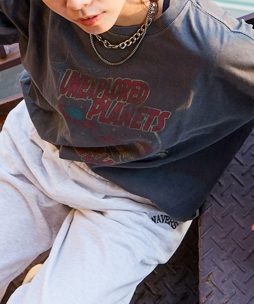 GORGE（ゴージ）の「《ピグメント加工×ヴィンテージ風ロゴ》ユニセックス ビッグTシャツ 半袖 古着風 春夏秋対応（Tシャツ/カットソー・レディース・スミクロ/ブルー/ピンク・F）」の8枚目の写真