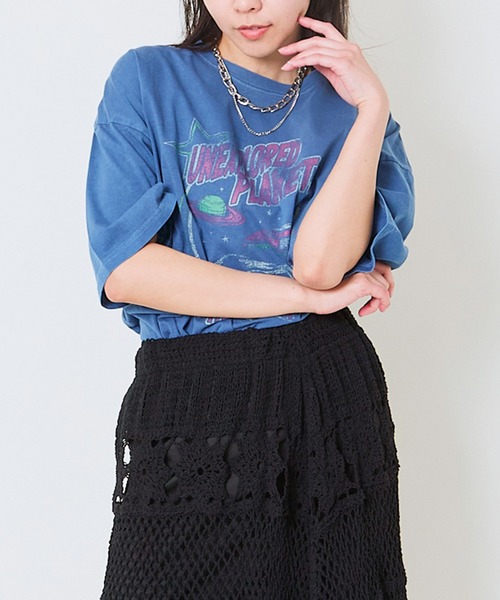 GORGE（ゴージ）の「《ピグメント加工×ヴィンテージ風ロゴ》ユニセックス ビッグTシャツ 半袖 古着風 春夏秋対応（Tシャツ/カットソー・レディース・スミクロ/ブルー/ピンク・F）」の18枚目の写真