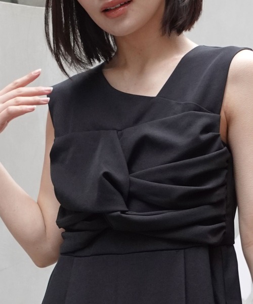 CORNERS(コーナーズ)の「リネンタッチアシメオールインワン(つなぎ/オールインワン・レディース・アイボリー/ブラック/グレイッシュベージュ・M)」の13枚目の写真