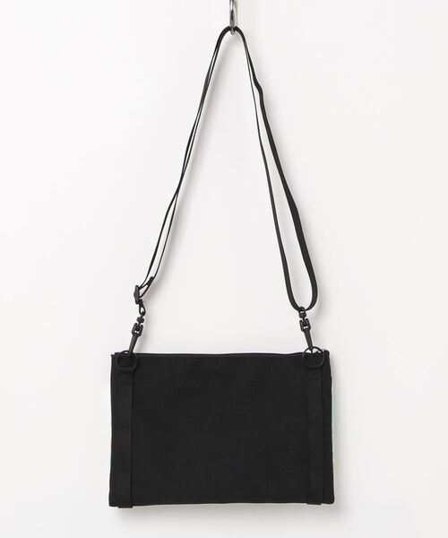 CHUMS（チャムス）の「チャムス CHUMS Two Necked Shoulder Sweat Nylon（ショルダーバッグ・メンズ・その他・ONE SIZE）」の5枚目の写真