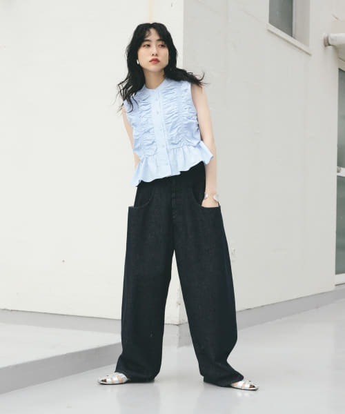 KBF（ケイビーエフ）の「スリーブレスシャーリングブラウス（シャツ/ブラウス・レディース・ライトブルー/ブラック/オフホワイト・ONE）」の10枚目の写真