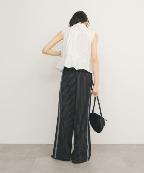 KBF（ケイビーエフ）の「スリーブレスシャーリングブラウス（シャツ/ブラウス・レディース・ライトブルー/ブラック/オフホワイト・ONE）」の18枚目の写真