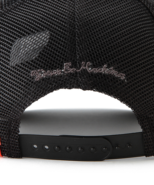 DEUS EX MACHINA（デウスエクスマキナ）の「DEUS EX MACHINA / “TRUCKER” キャップ（キャップ・メンズ・ブラック/ネイビー・ONE SIZE）」の15枚目の写真