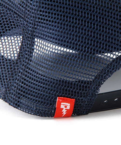 DEUS EX MACHINA（デウスエクスマキナ）の「DEUS EX MACHINA / “TRUCKER” キャップ（キャップ・メンズ・ブラック/ネイビー・ONE SIZE）」の5枚目の写真