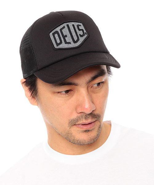 DEUS EX MACHINA（デウスエクスマキナ）の「DEUS EX MACHINA / “TRUCKER” キャップ（キャップ・メンズ・ブラック/ネイビー・ONE SIZE）」の4枚目の写真