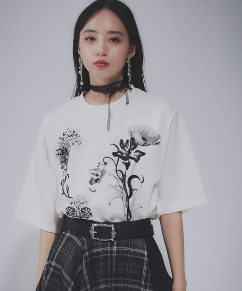 レトロフラワーシシュウT(HARE)（Tシャツ/カットソー）｜HARE