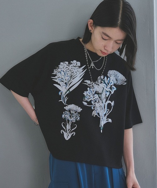 HARE（ハレ）の「レトロフラワーシシュウＴ(HARE)（Tシャツ/カットソー・レディース・ブラック系その他/ブラック/ホワイト/ホワイト系その他・FREE）」の20枚目の写真
