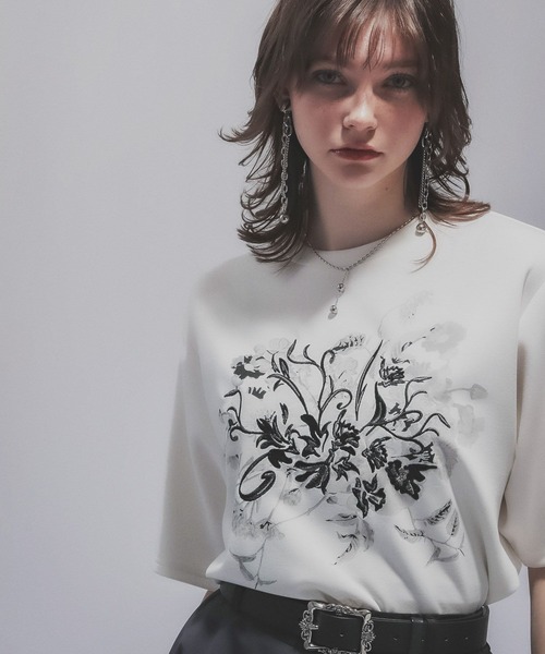 レトロフラワーシシュウT(HARE)（Tシャツ/カットソー）｜HARE