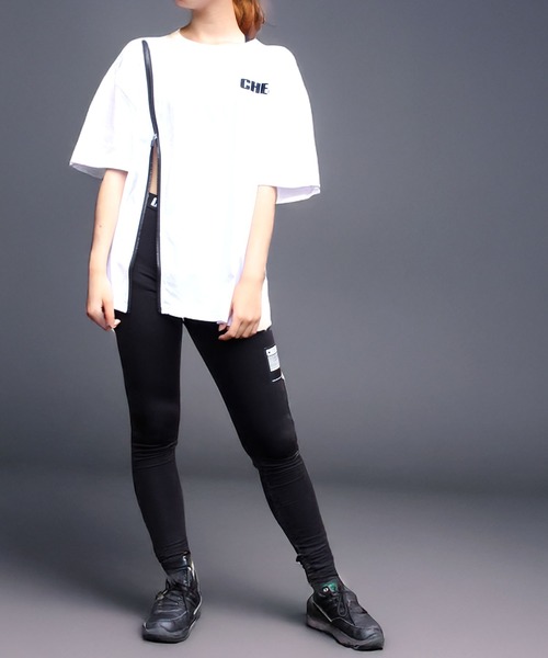 CHEER（チアー）の「フロントジップデザインBIGTEE（Tシャツ/カットソー・レディース・ホワイト・S/M）」の3枚目の写真