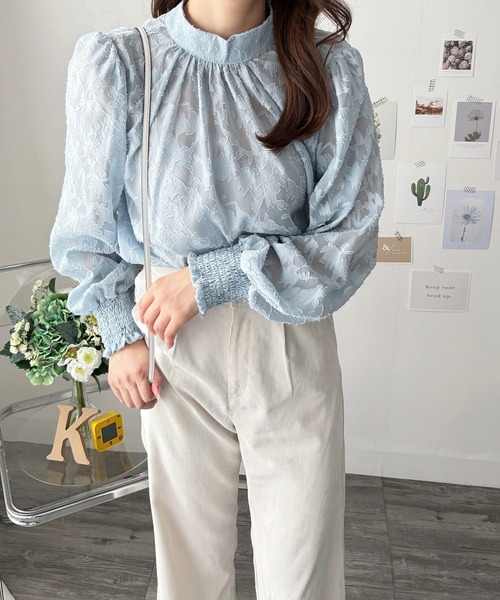 Amulet（アミュレット）の「ちょうどいい透け感！色っぽフラワーシャギーブラウス（シャツ/ブラウス・レディース・ピンク/ブラック/アイボリー/グレー/ブルー・M/L）」の4枚目の写真