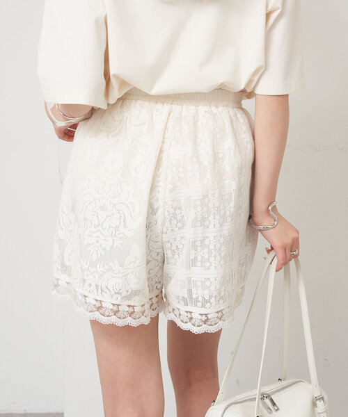 Chloé ホワイト 総レースダイヤモンドパターン ショートパンツ Chloé ホワイト 総レースダイヤモンドパターン ショートパンツ