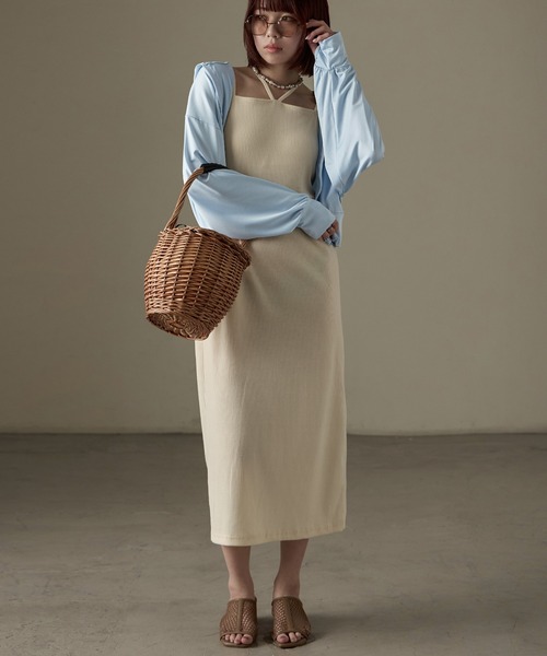 Fashion Letter（ファッションレター）の「UPF50+ 接触冷感 指穴付き クロップド丈ラッシュガードパーカー（ラッシュガード・レディース・ブルー系その他/ブラック/ベージュ/ホワイト・M～Ｌ/L～LL）」の16枚目の写真